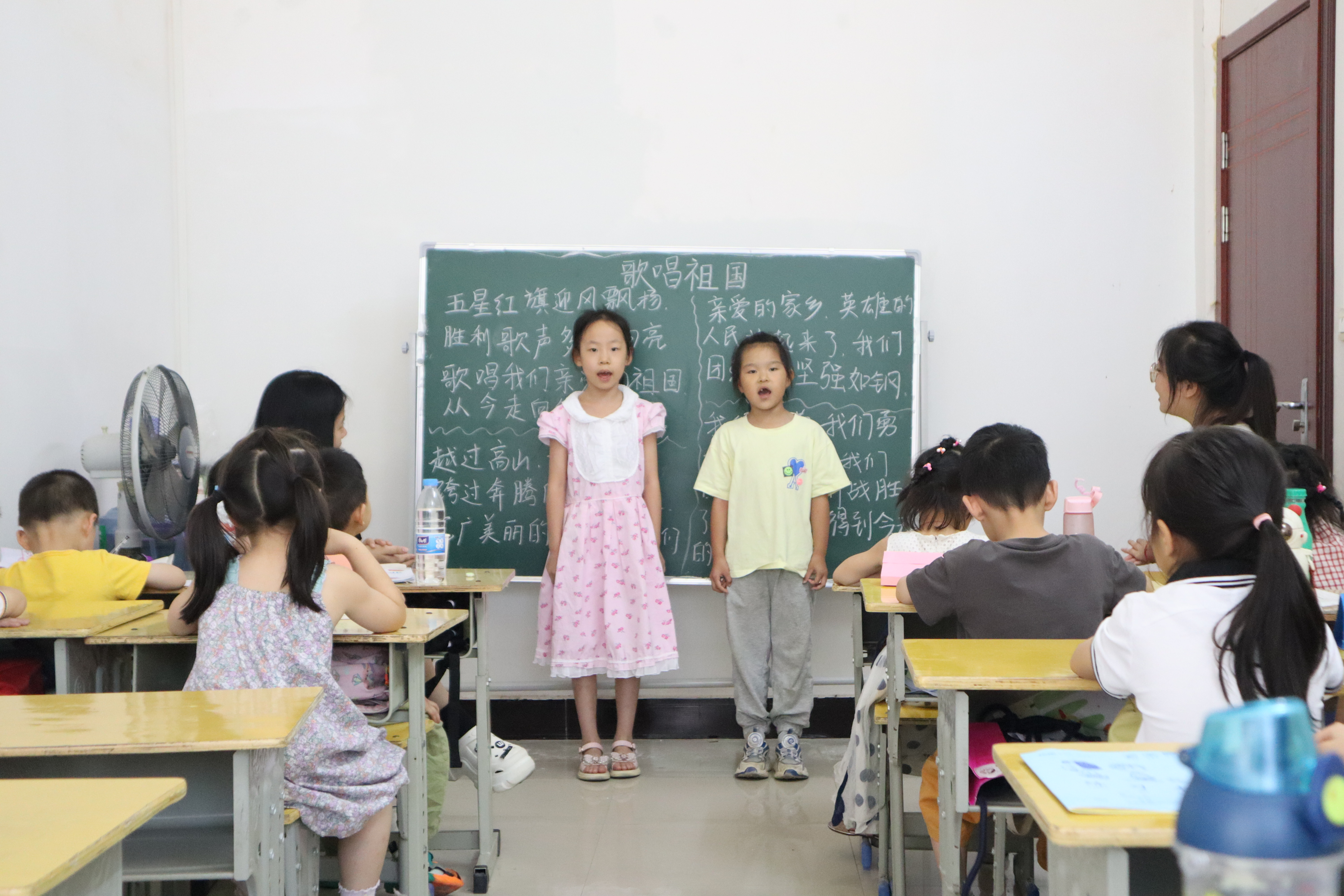 武科大“彩虹行動(dòng)”團(tuán)隊(duì)走進(jìn)咸安：聆聽民族音樂，傳承中華文化(圖1)
